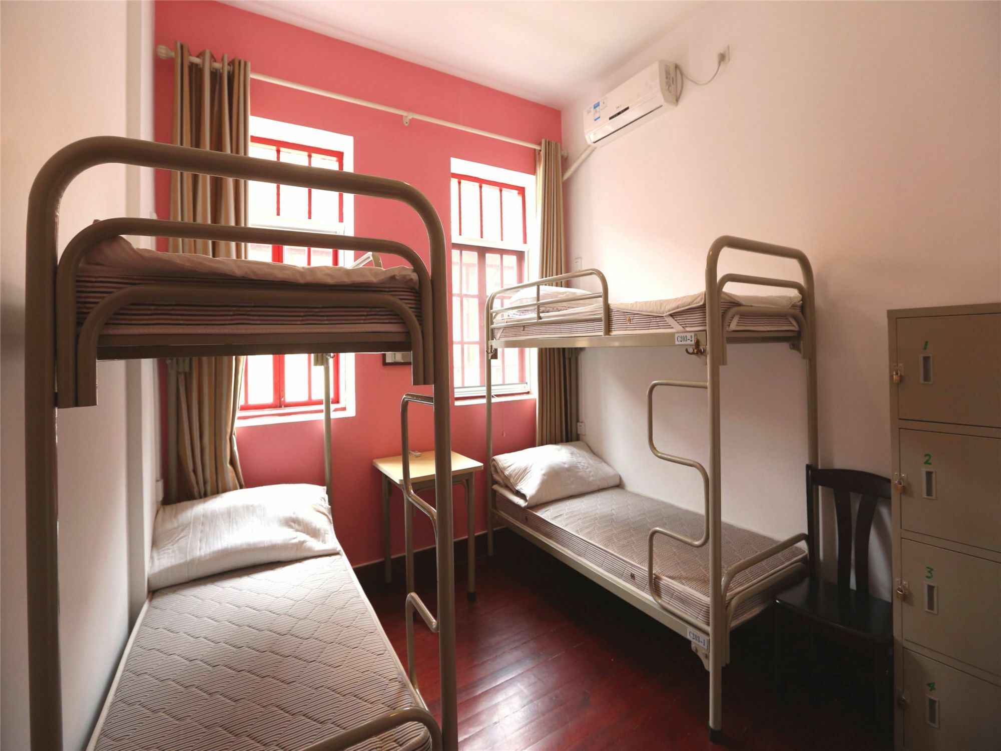 Wheat Youth Hostel Qingdao Bagian luar foto